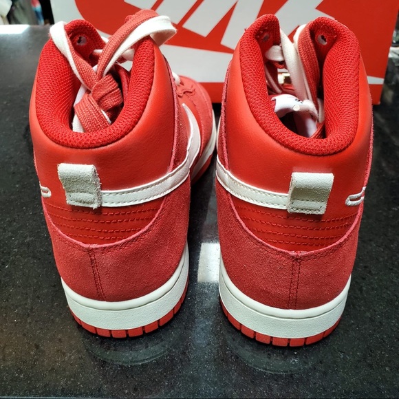 Sz 11 Nike dunks red - Picture 4 of 9